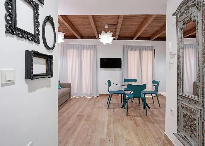 Tina Home